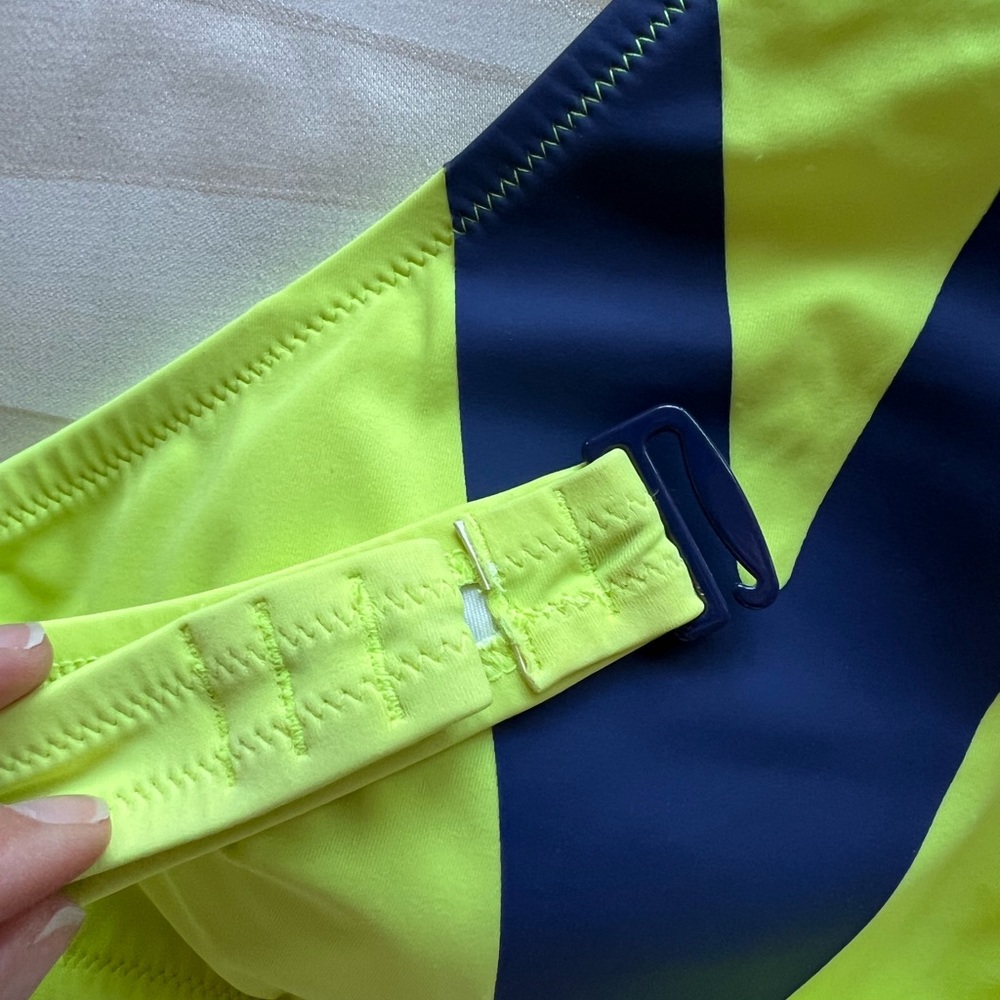 EUC VS swimming top. Size L. - Picture 10 of 13